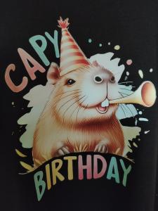Dětské triko černé "Capy Birthday" Dětské triko černé "Capy Birthday"